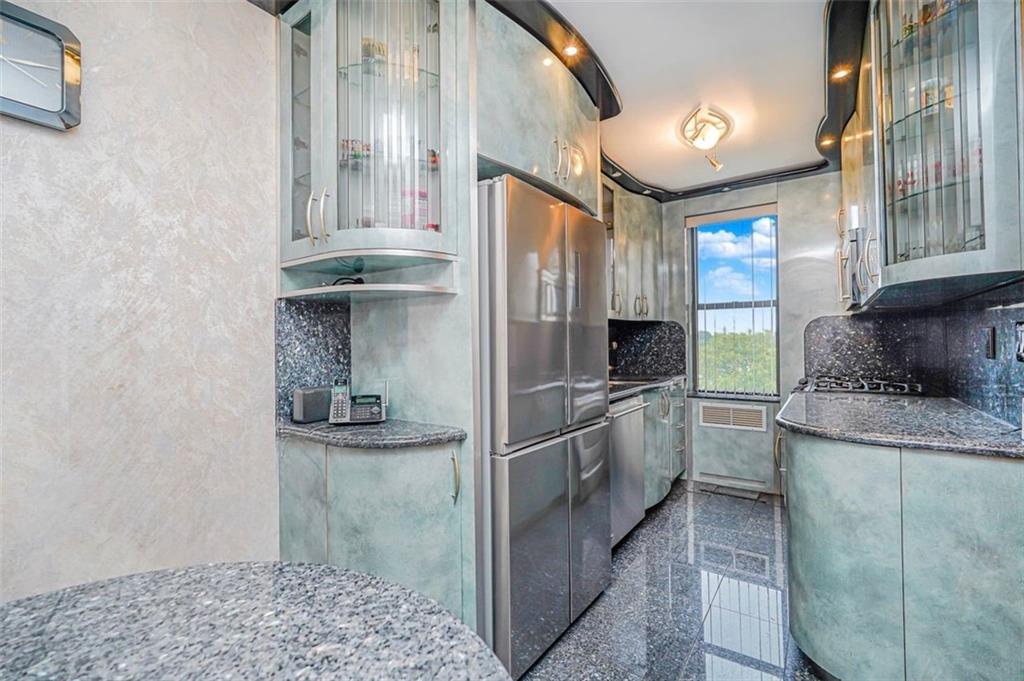 2685 East 7th Street, Unit 6P Brooklyn, NY 11235 - Photo 6 of 25