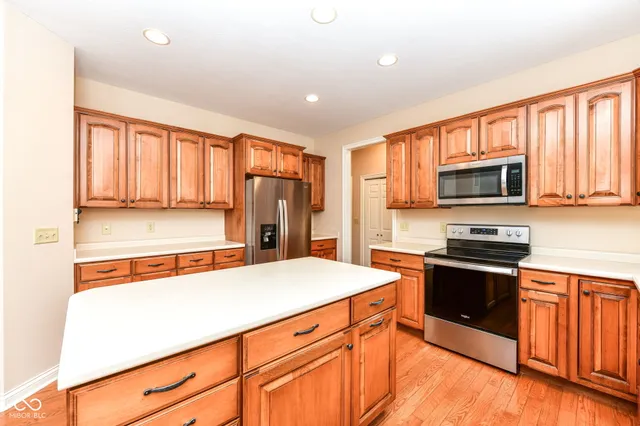 $634,900 | 10480 Creektree Lane, Fishers, IN 46038