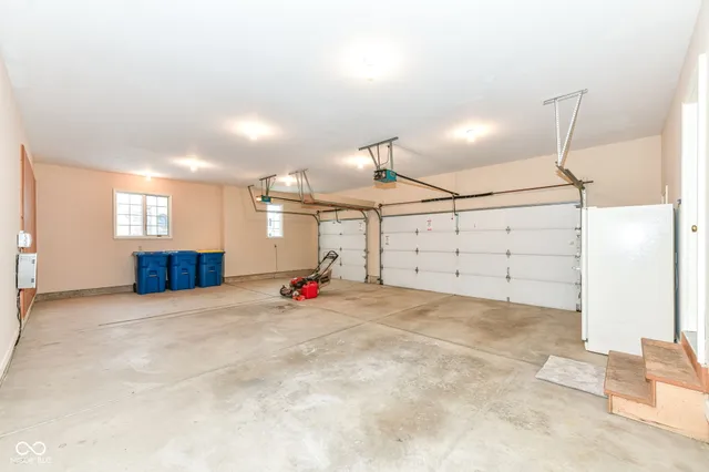 $634,900 | 10480 Creektree Lane, Fishers, IN 46038