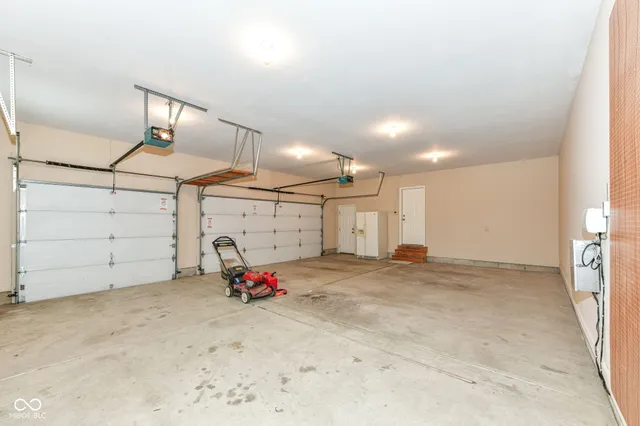 $634,900 | 10480 Creektree Lane, Fishers, IN 46038