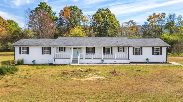 $479,900 | 8706 Ooltewah Georgetown Road, Ooltewah, TN 37363