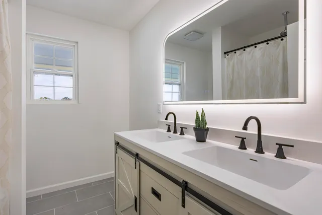 $479,900 | 8706 Ooltewah Georgetown Road, Ooltewah, TN 37363