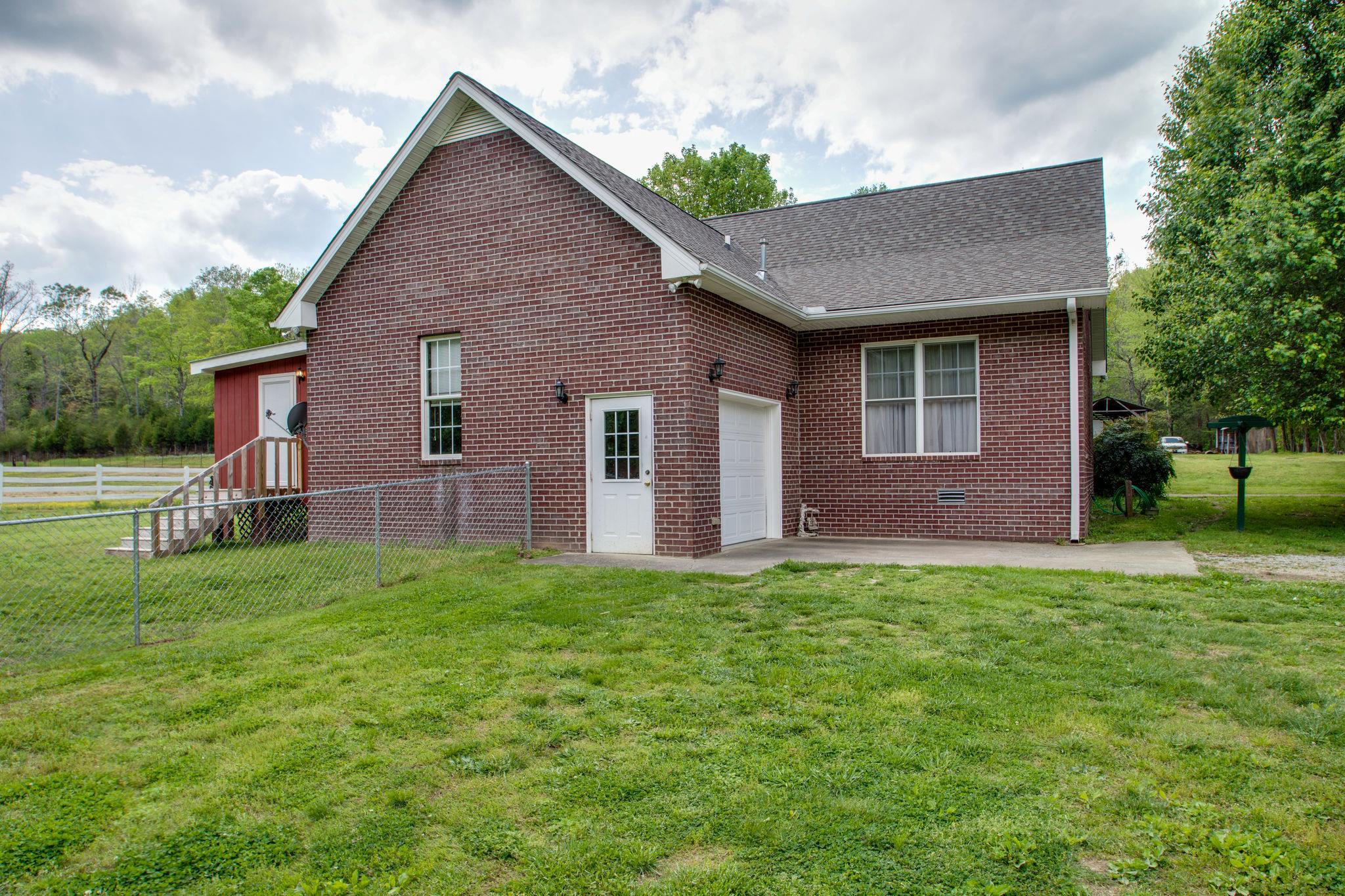 1587 Elnora Road White Bluff, TN 37187 - Photo 19 of 22 Gallery Image 19
