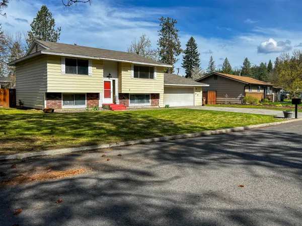 $340,000 | 6005 North Oxford Drive, Spokane, WA 99208