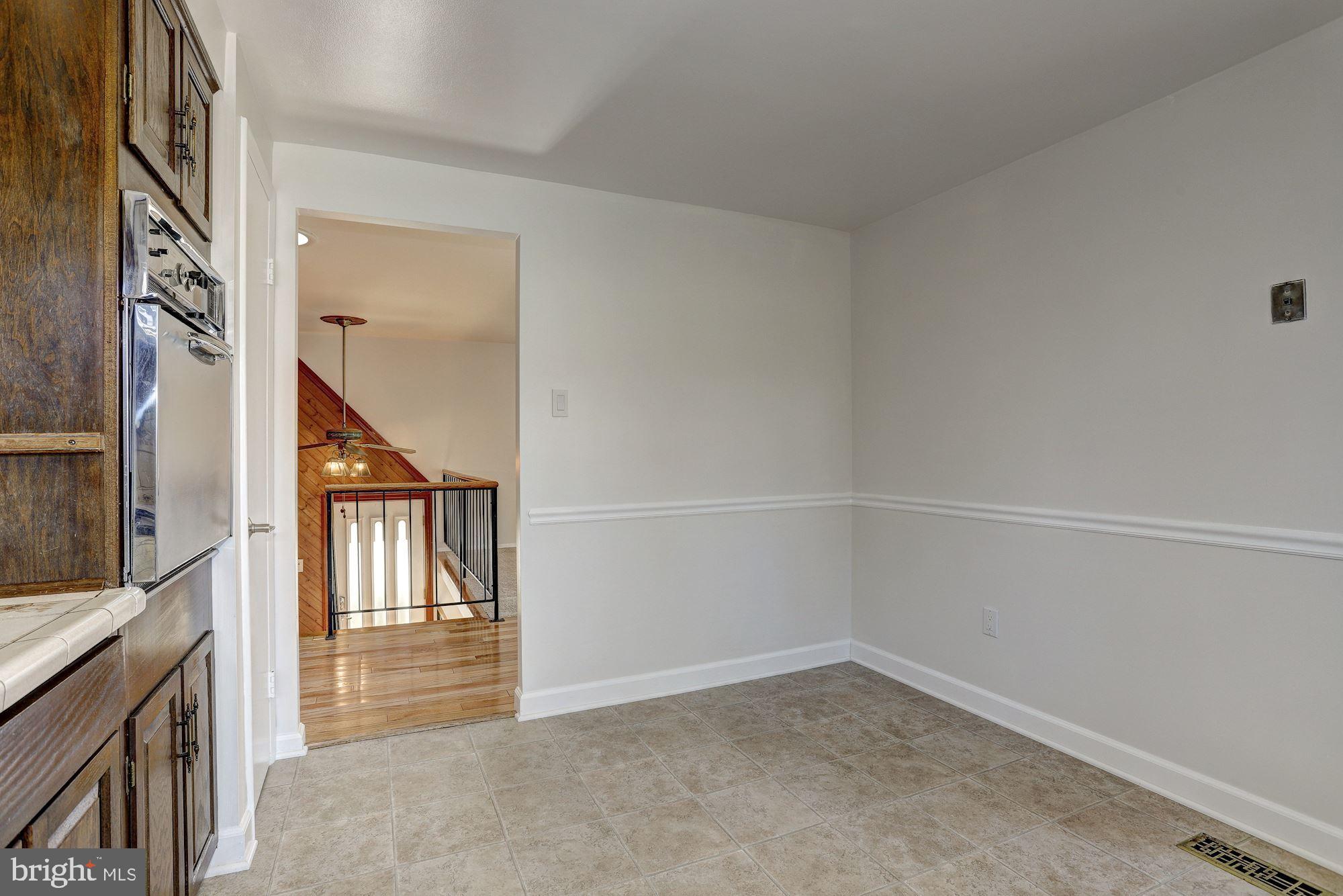 5079 Whetstone Road Columbia, MD 21044 - Photo 14 of 40 Kitchen
