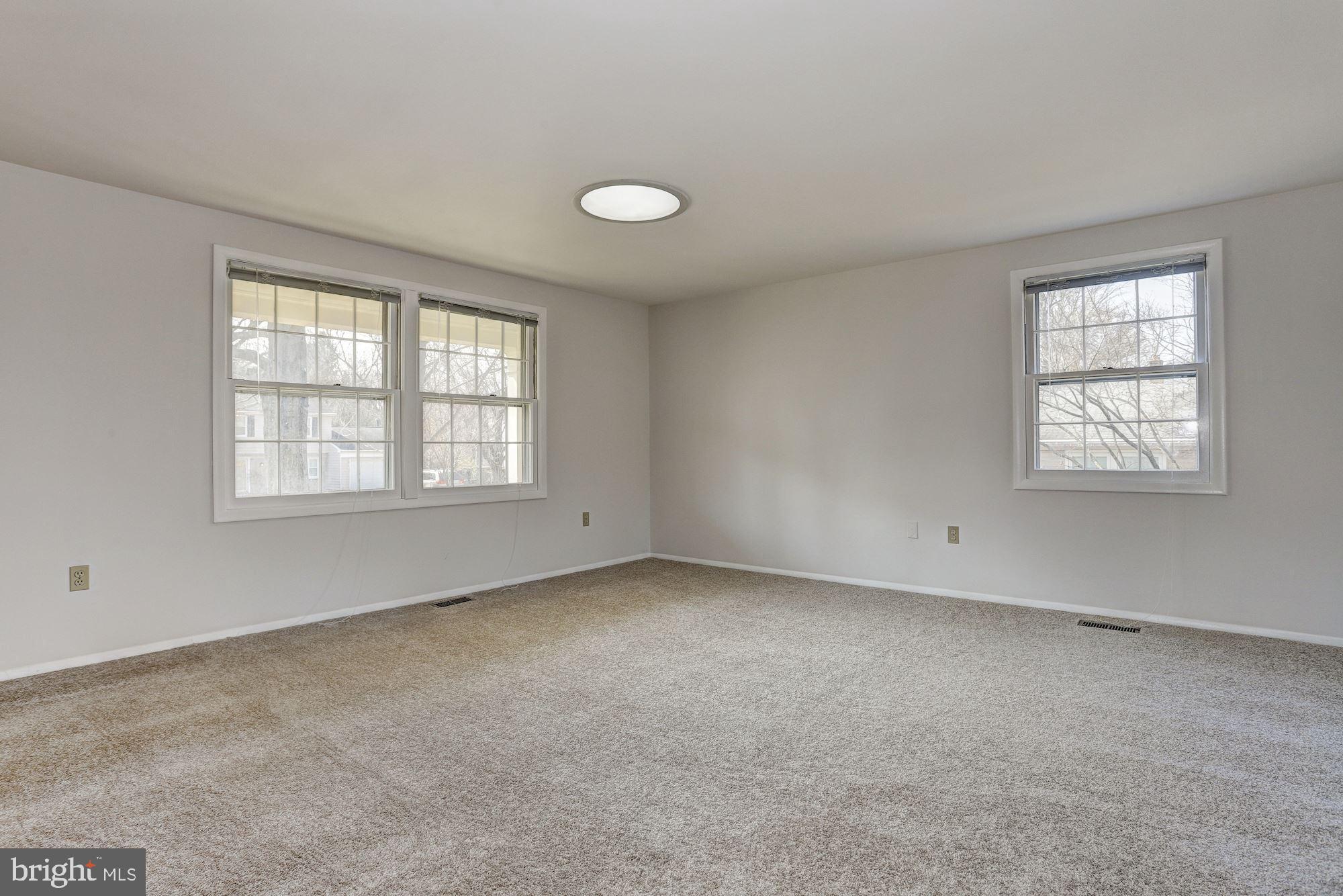 5079 Whetstone Road Columbia, MD 21044 - Photo 5 of 40 Living Room