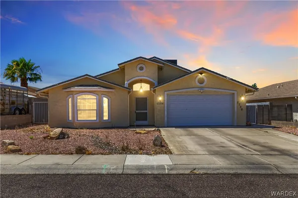 $270,000 | 2738 Pasadena Avenue, Kingman, AZ 86401