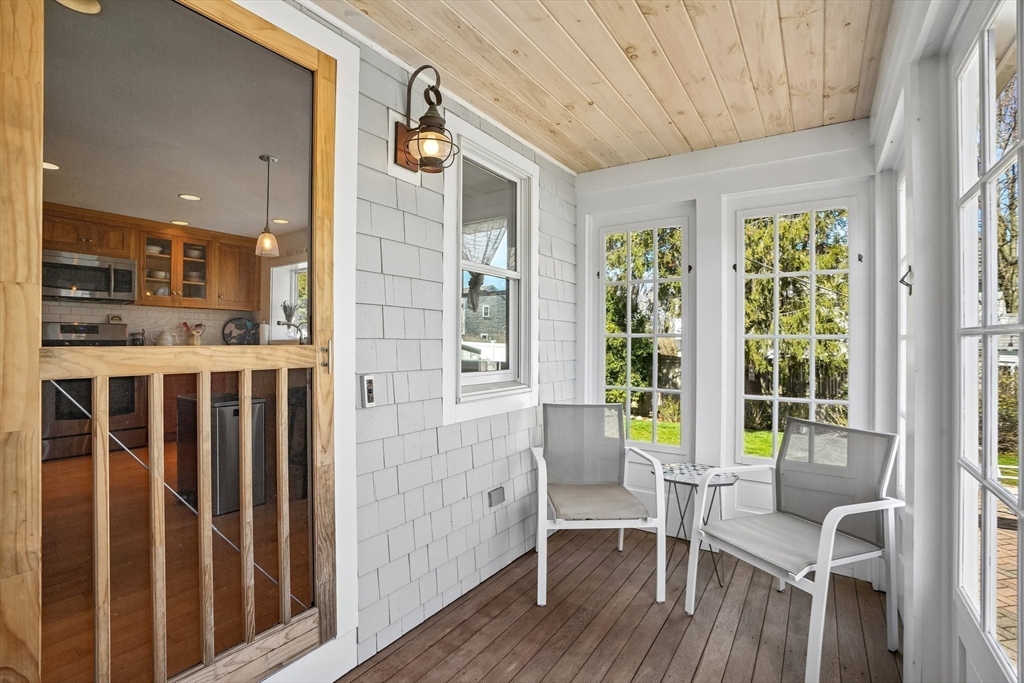 12 Hawley Road Scituate, MA 02066 - Photo 6 of 24