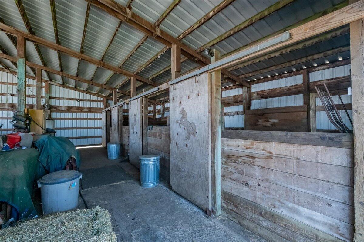 35377 Ede Road Lebanon, OR 97355 - Photo 37 of 50 29