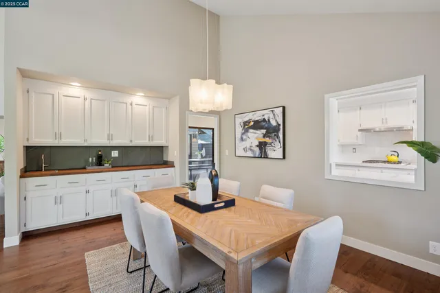 $1,685,000 | 404 Ridge Gate Road, Orinda, CA 94563