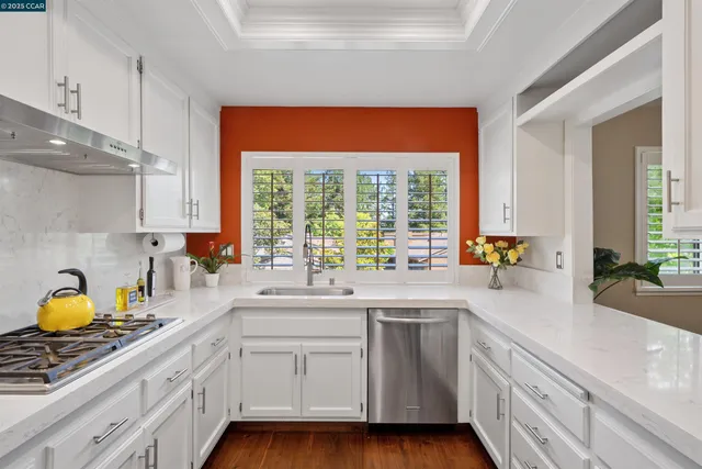 $1,685,000 | 404 Ridge Gate Road, Orinda, CA 94563