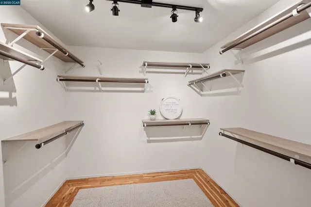 $1,685,000 | 404 Ridge Gate Road, Orinda, CA 94563