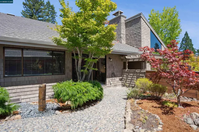 $1,685,000 | 404 Ridge Gate Road, Orinda, CA 94563