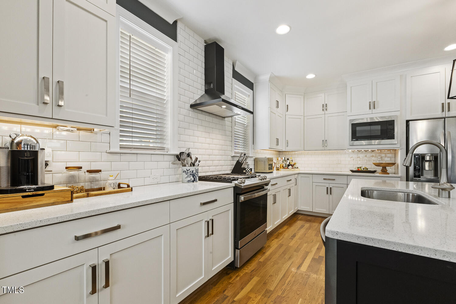 504 Heather Drive Raleigh, NC 27606 - Photo 16 of 48 023