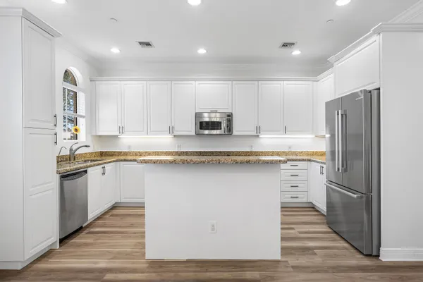 $5,000 | 824 Virginia Gardens Drive, Boynton Beach, FL 33435