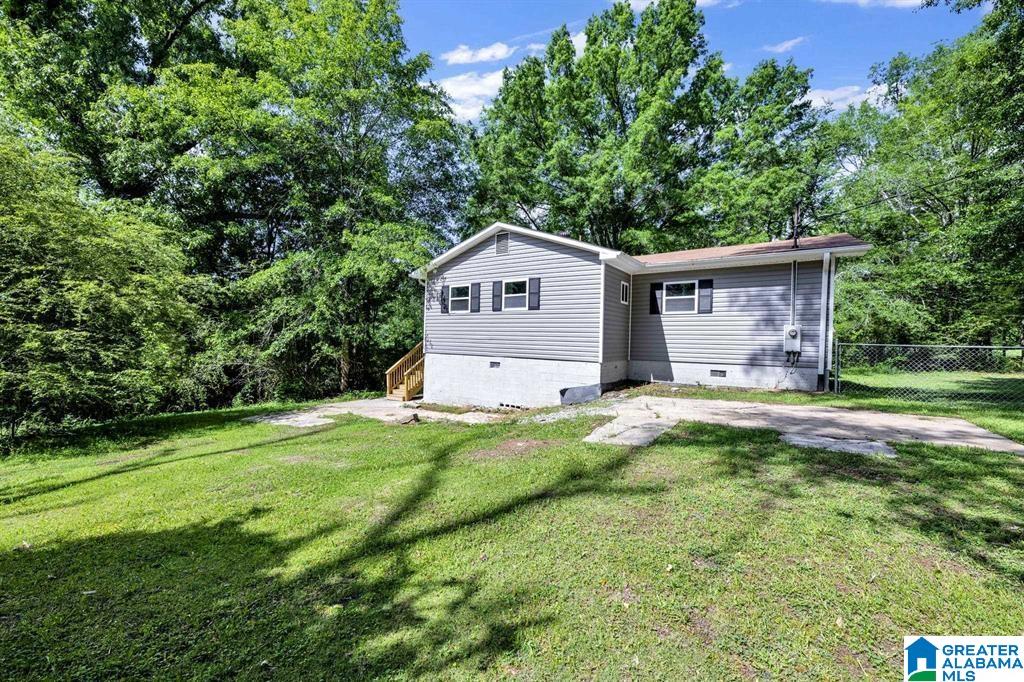 260 Sun Valley Circle Sterrett, AL 35147 - Photo 3 of 15