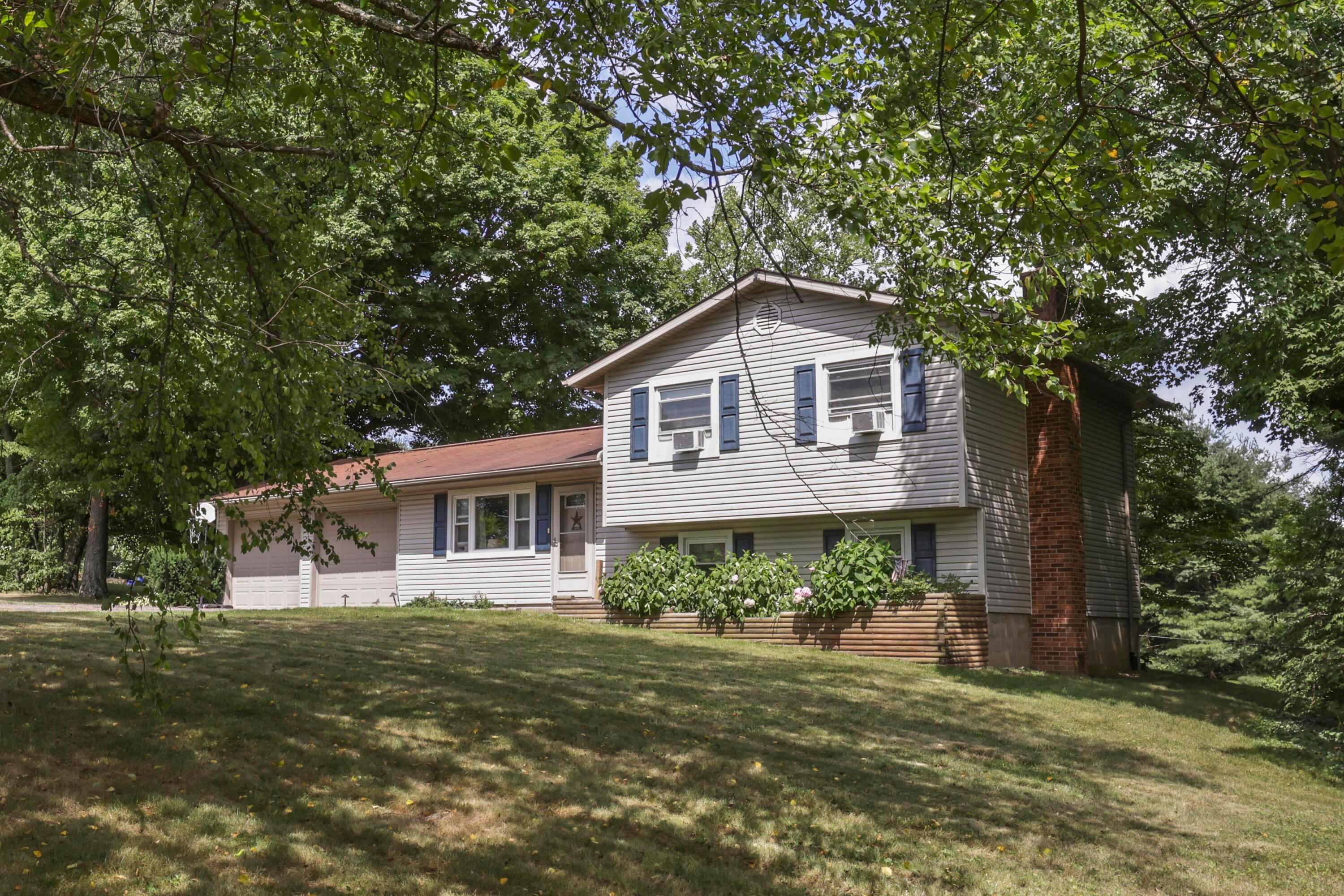 15650 Pleasant View Road Mount Vernon, OH 43050 - Photo 2 of 41 GR7A9544 copy
