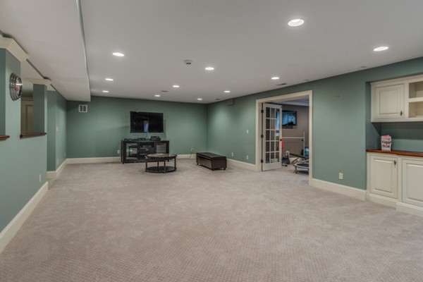 4 Franklin Road Lexington, MA 02420 - Photo 24 of 27 Gallery Image 24