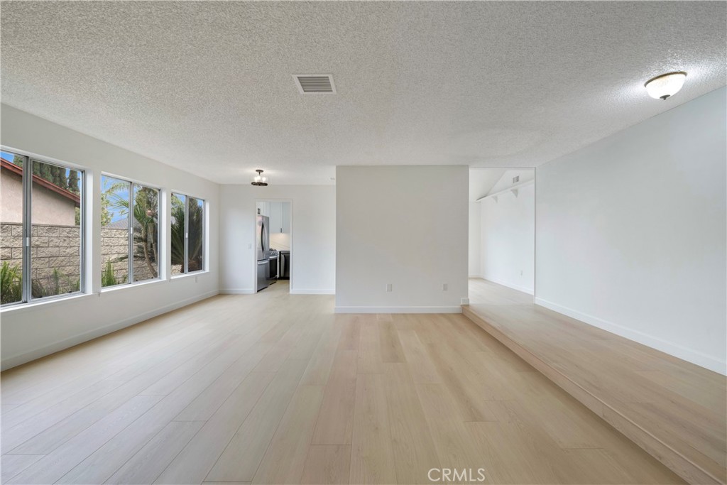 2845 Roncador Place Riverside, CA 92503 - Photo 7 of 65