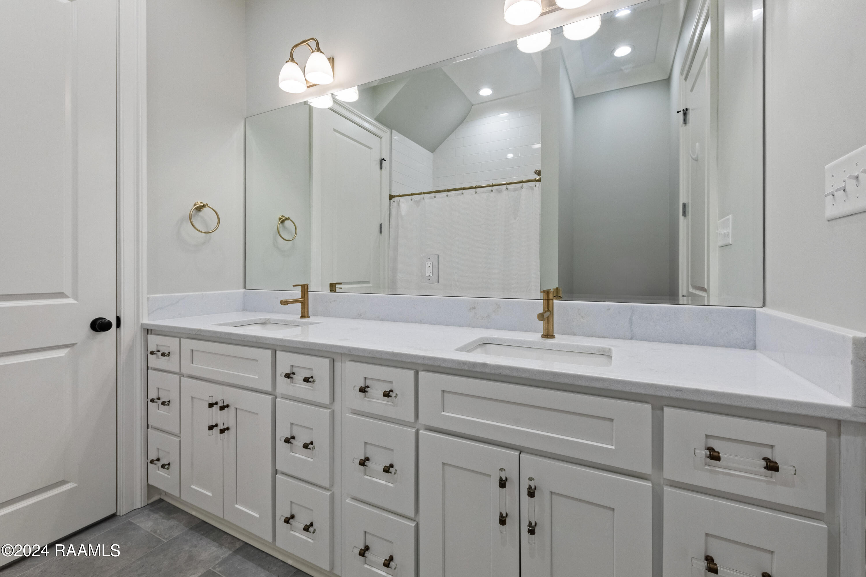 105 Shirekeep Lane Lafayette, LA 70508 - Photo 16 of 23 105Shirekeep-54