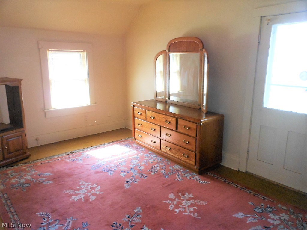 643 Wooster Road West Barberton, OH 44203 - Photo 17 of 34 Gallery Image 17