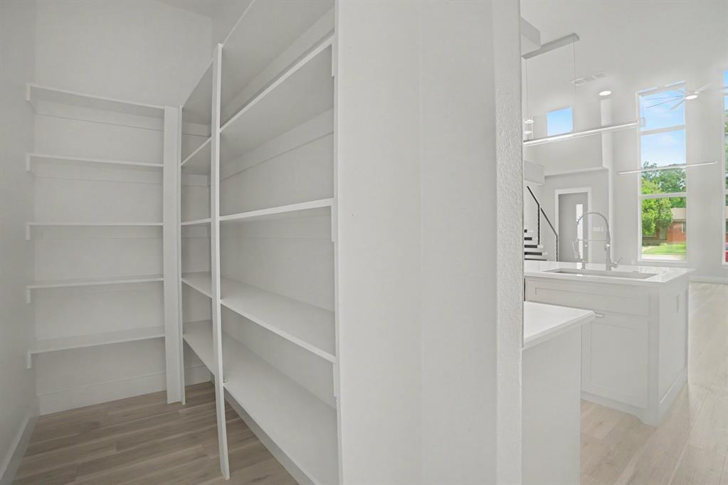 2506 Gross Road Dallas, TX 75228 - Photo 11 of 26 Gallery Image 11
