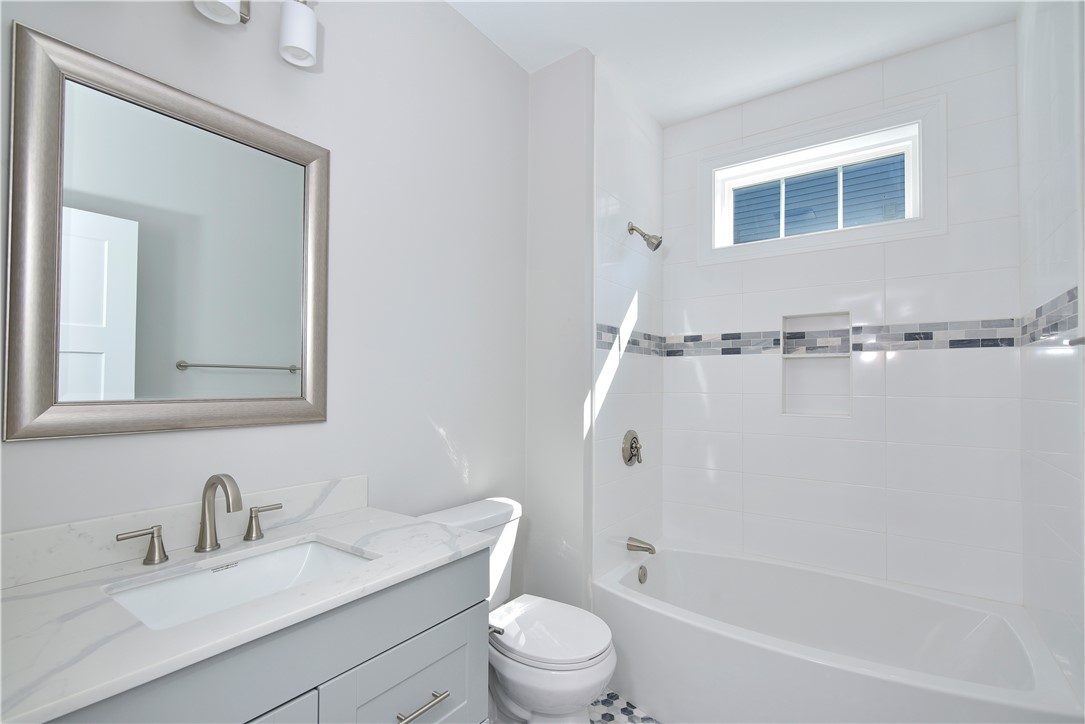 27 Sunset Lk Circle Coventry, RI 02816 - Photo 22 of 31