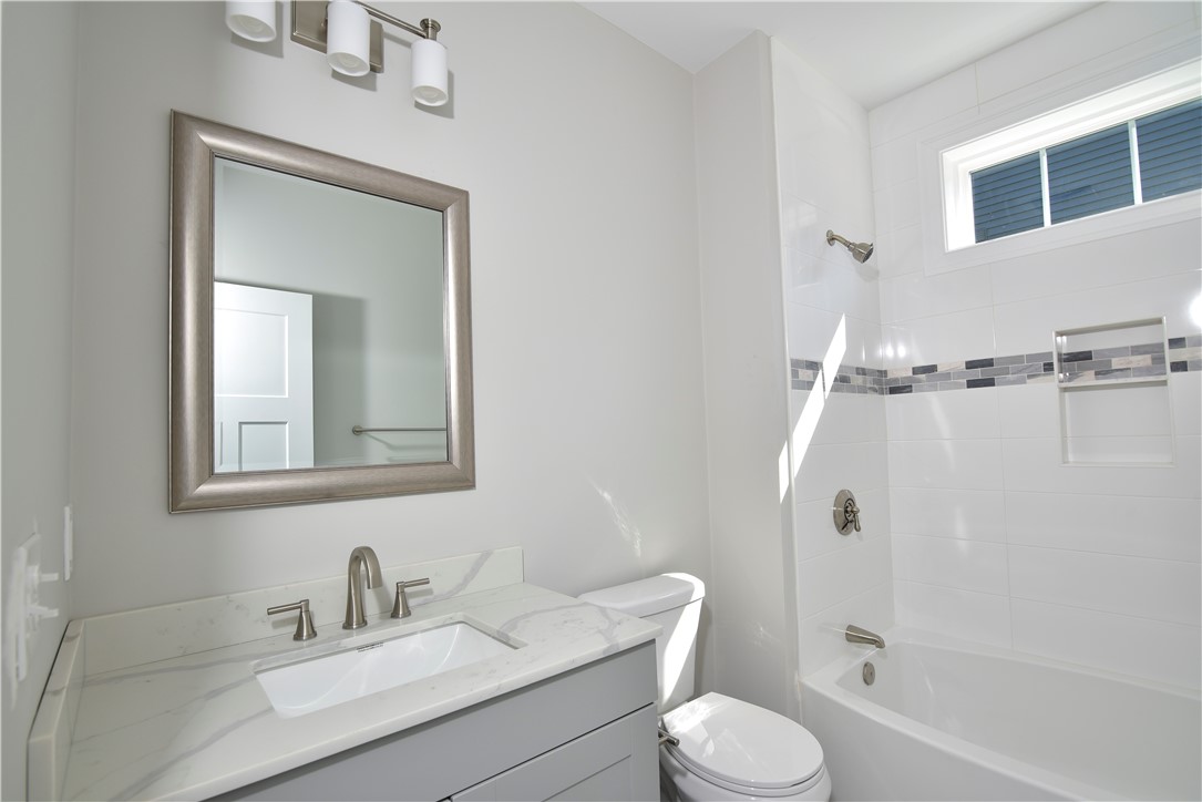 27 Sunset Lk Circle Coventry, RI 02816 - Photo 23 of 31