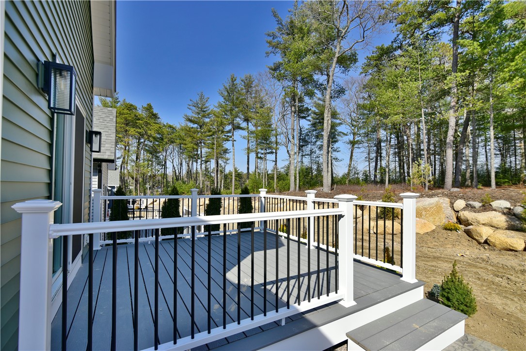 27 Sunset Lk Circle Coventry, RI 02816 - Photo 29 of 31