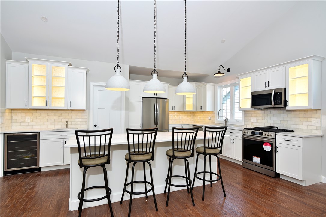 27 Sunset Lk Circle Coventry, RI 02816 - Photo 7 of 31