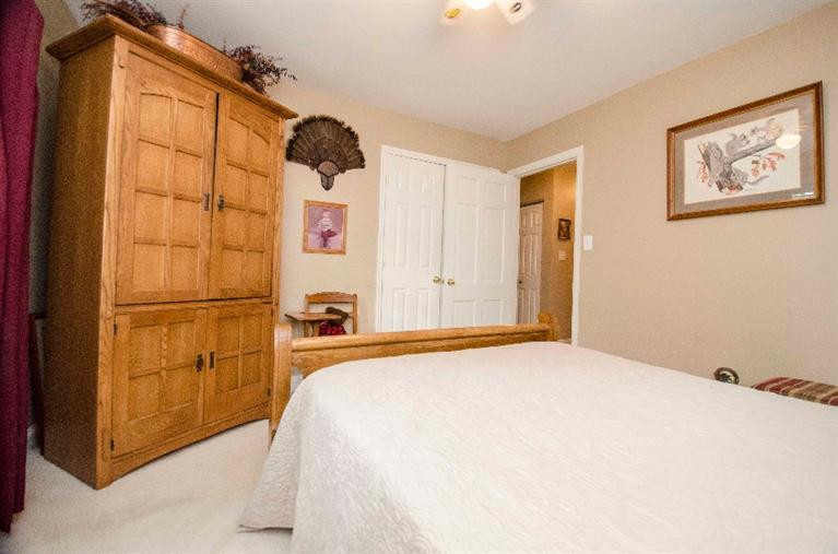 2221 Hume Road Lexington, KY 40516 - Photo 38 of 46 Photo 38