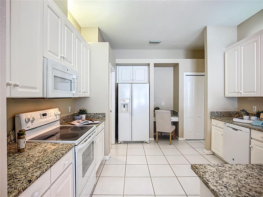 9803 Ocasta Street Riverview, FL 33569 - Photo 13 of 40