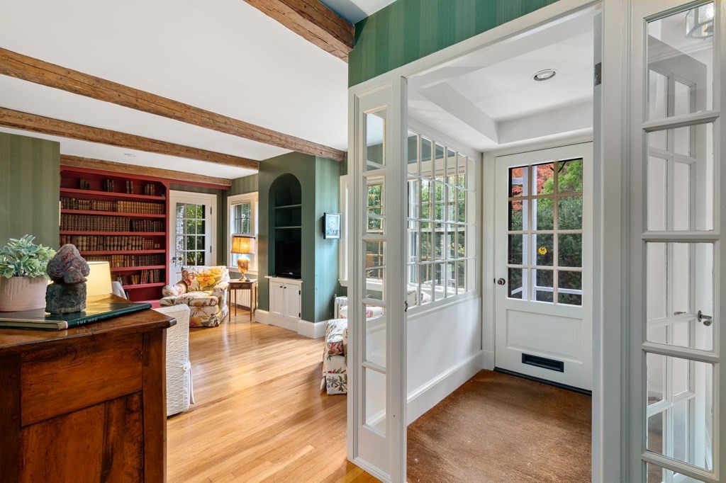260 Moss Hill Road Boston, MA 02130 - Photo 18 of 42 Gallery Image 18