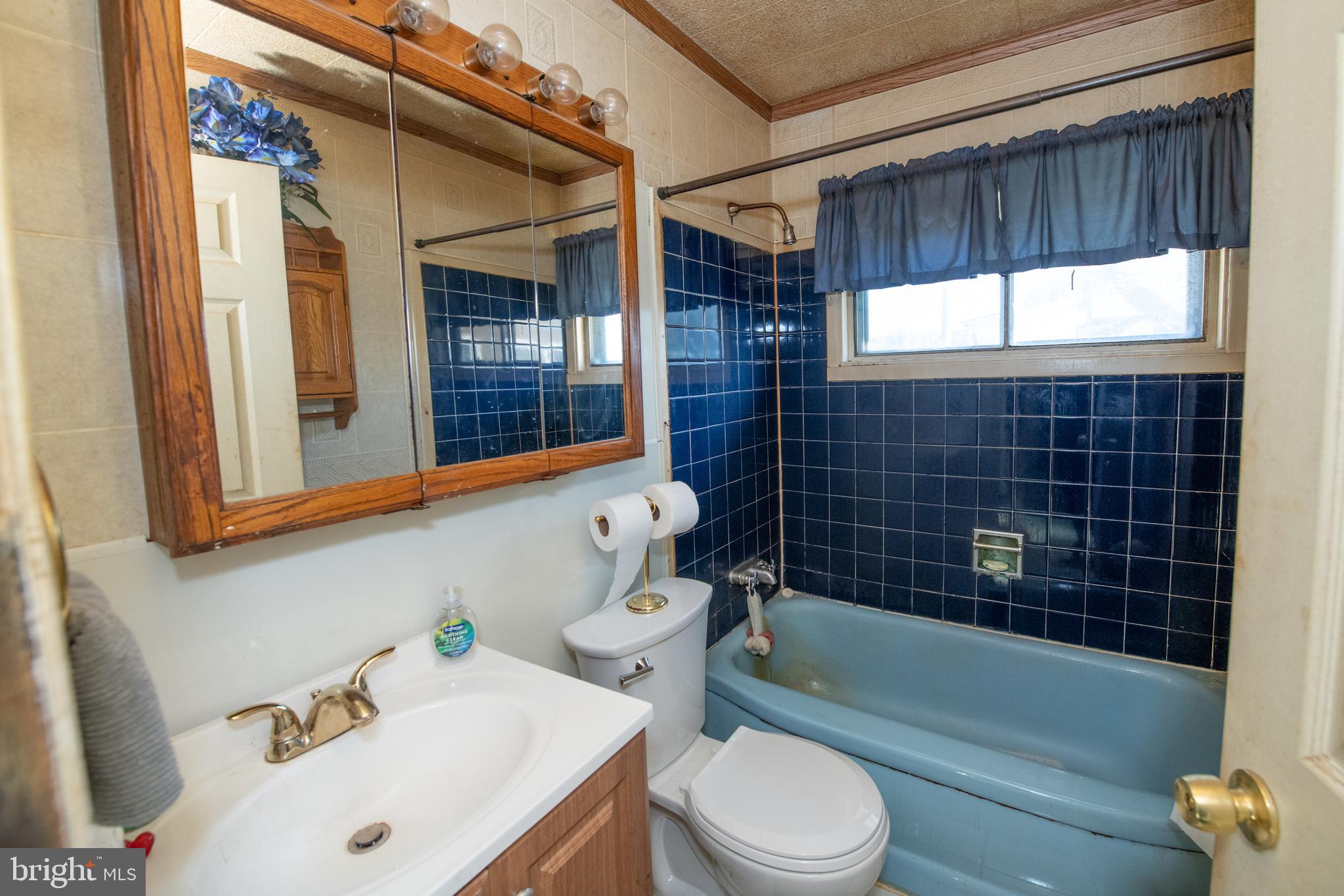 38 MacIntosh Road Levittown, PA 19056 - Photo 11 of 23 Gallery Image 11