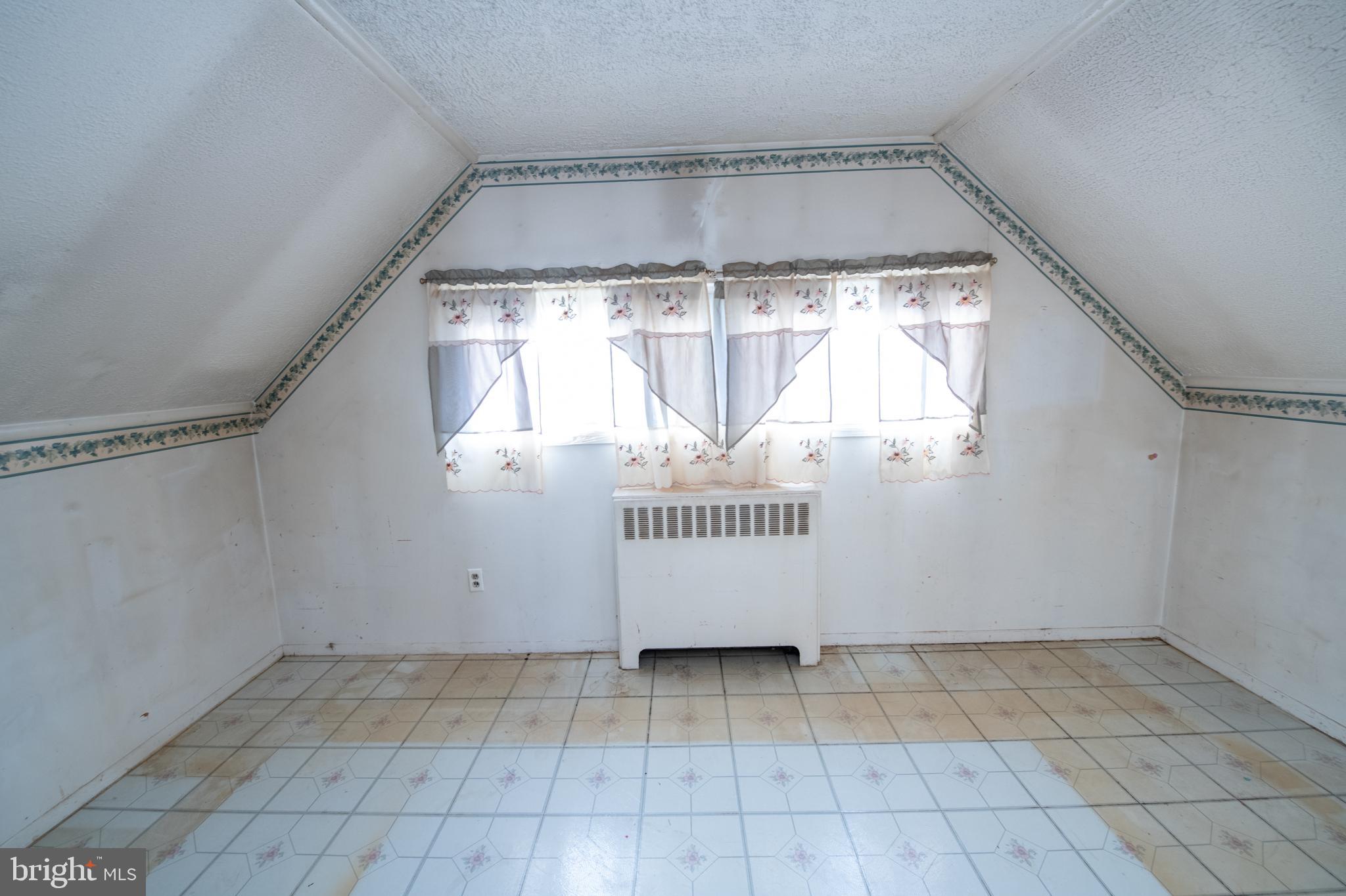 38 MacIntosh Road Levittown, PA 19056 - Photo 17 of 23 Gallery Image 17