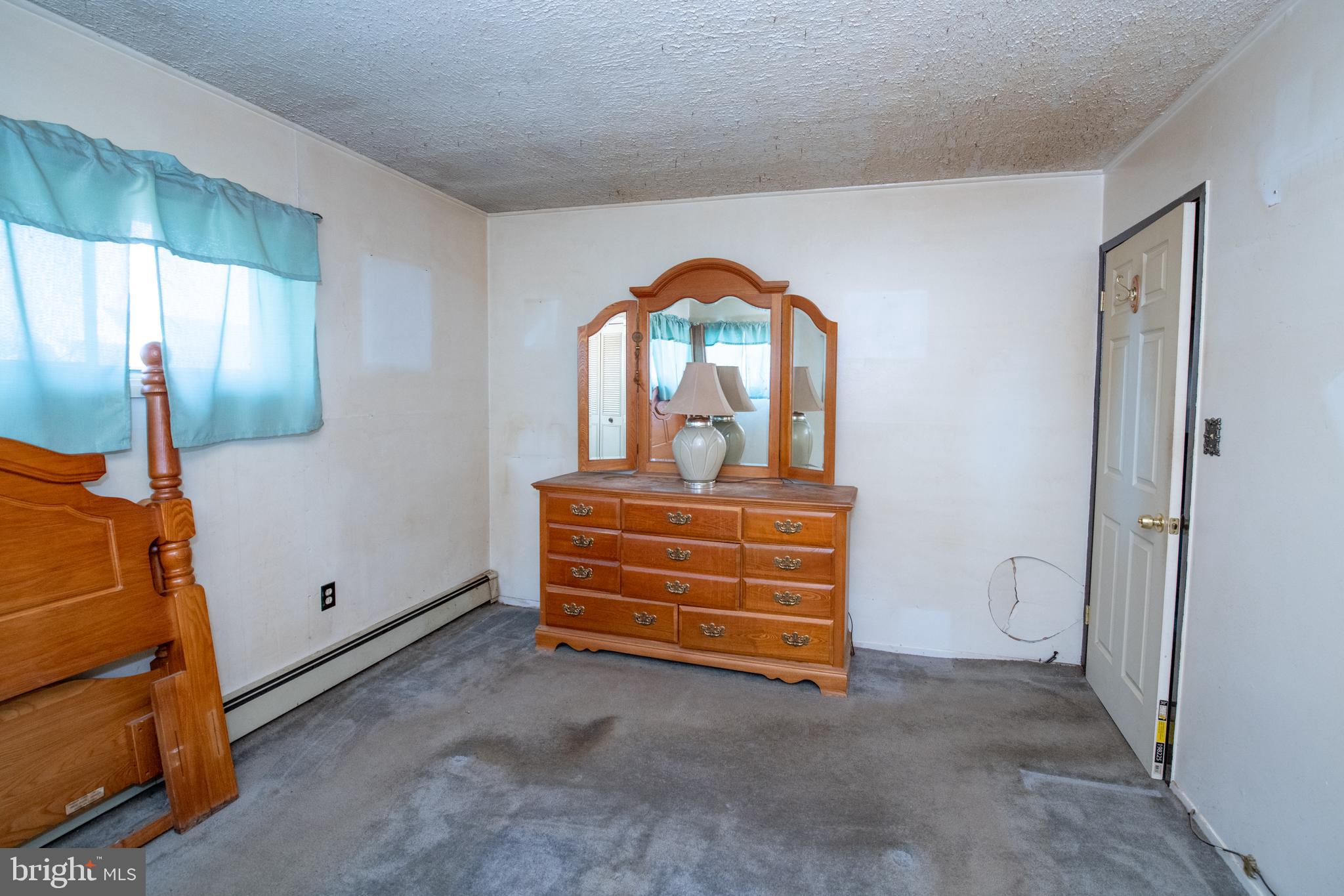 38 MacIntosh Road Levittown, PA 19056 - Photo 9 of 23 Gallery Image 9