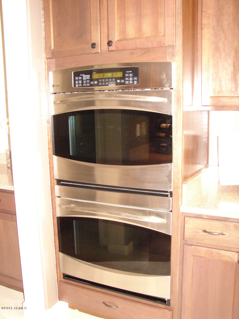 17563 West Verdin Road Goodyear, AZ 85338 - Photo 16 of 40 double ovens