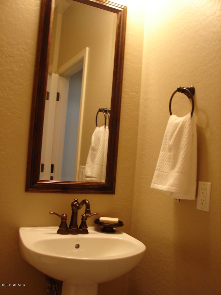 17563 West Verdin Road Goodyear, AZ 85338 - Photo 28 of 40 Downstair half bath