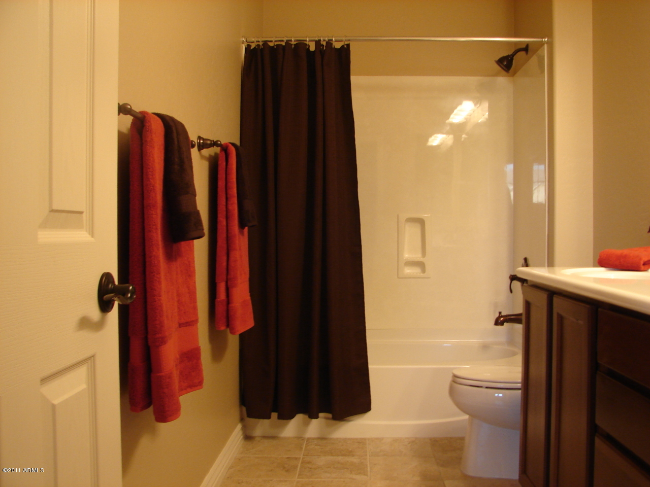 17563 West Verdin Road Goodyear, AZ 85338 - Photo 29 of 40 Upstairs bath