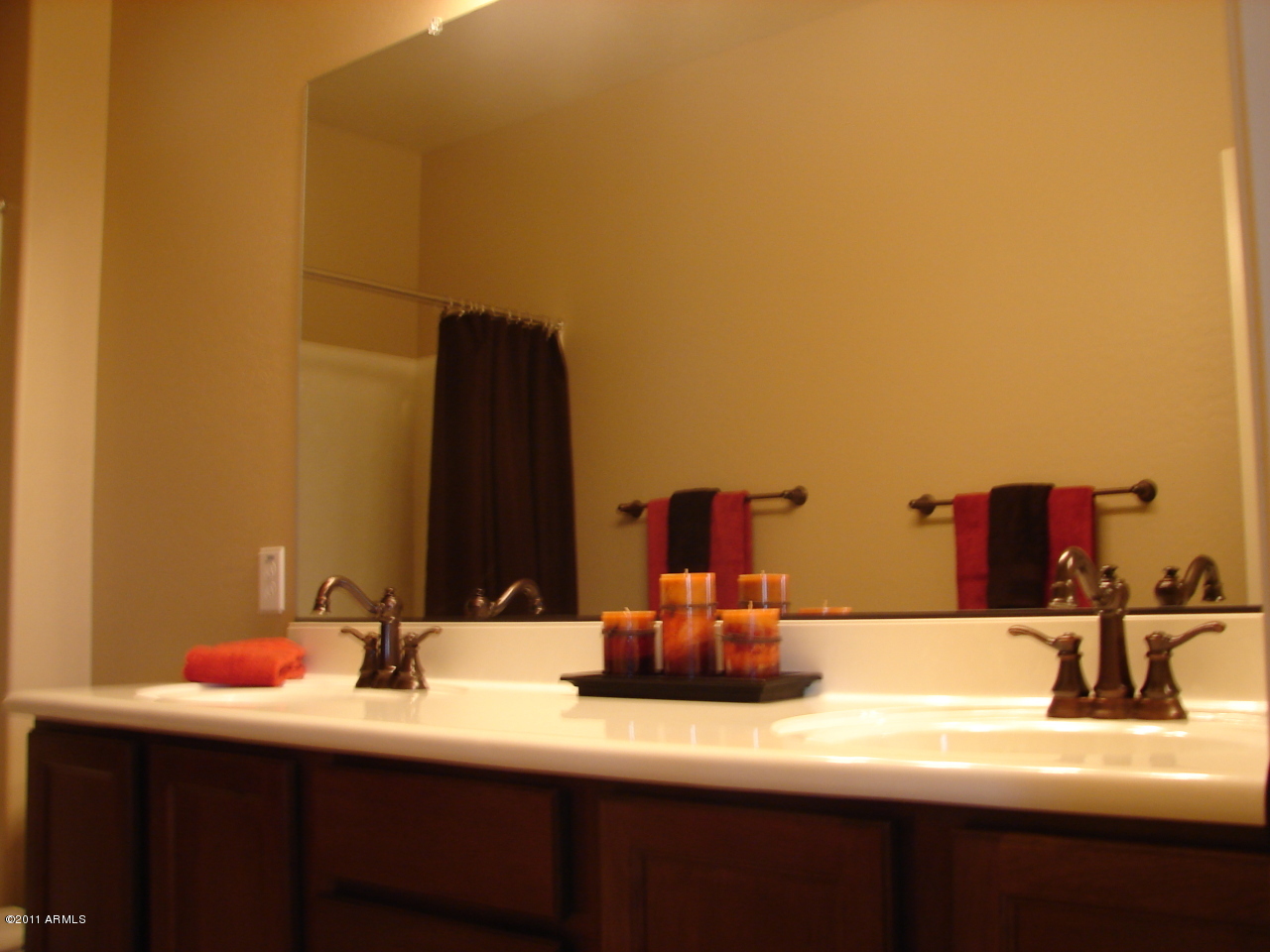17563 West Verdin Road Goodyear, AZ 85338 - Photo 30 of 40 Upstairs bath w/dbl sinks