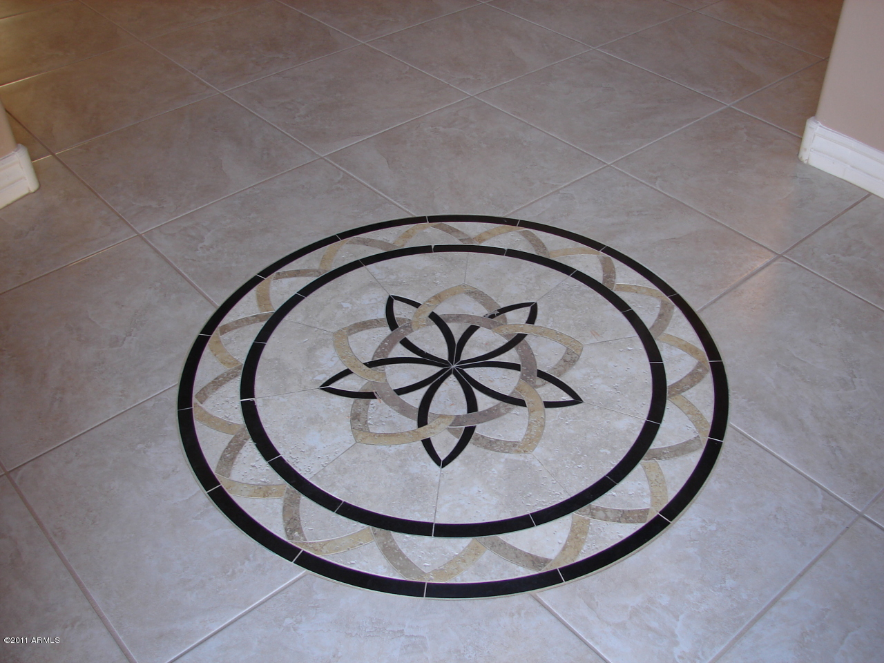 17563 West Verdin Road Goodyear, AZ 85338 - Photo 6 of 40 Medallion in flooring