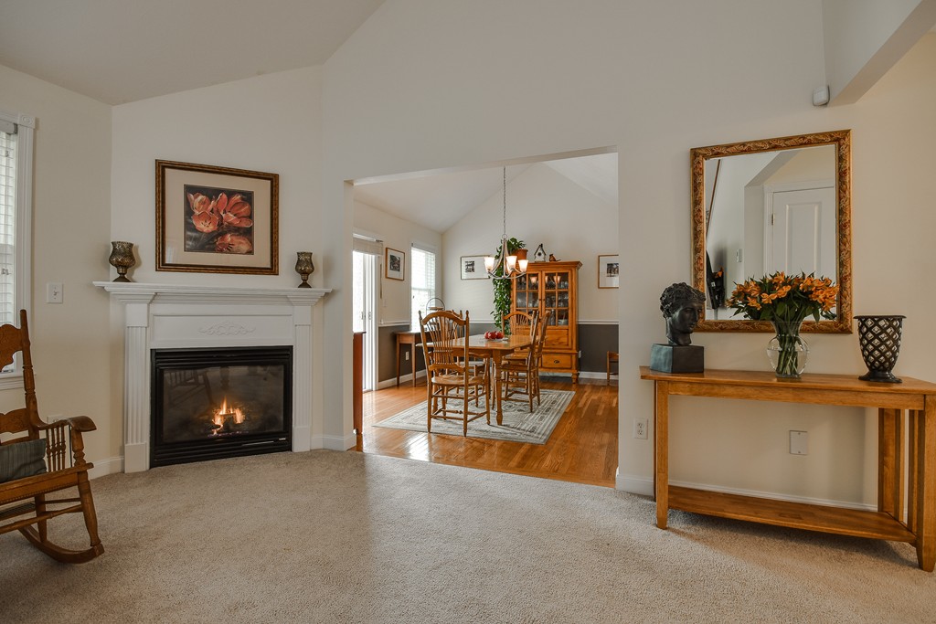 49 Whispering Brook Road, Unit 49 Marlborough, MA 01752 - Photo 3 of 27 Gallery Image 3
