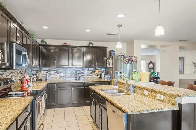 $500,000 | 4071 Flowering Peach Lane, St. Cloud, FL 34772