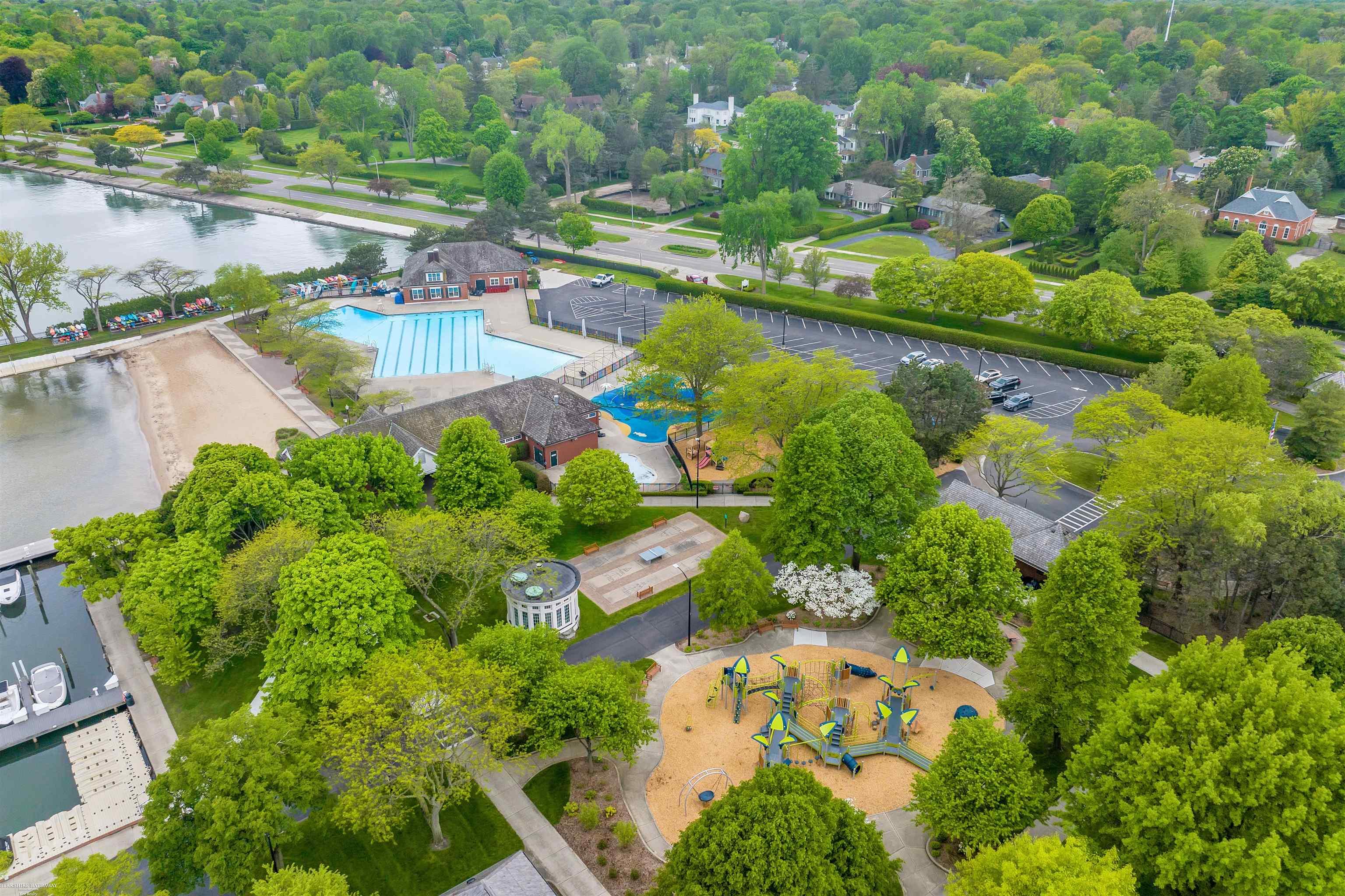 175 Merriweather Road Grosse Pointe Farms, MI 48236 - Photo 67 of 74