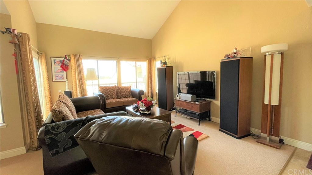 26606 La Roda Mission Viejo, CA 92691 - Photo 12 of 42