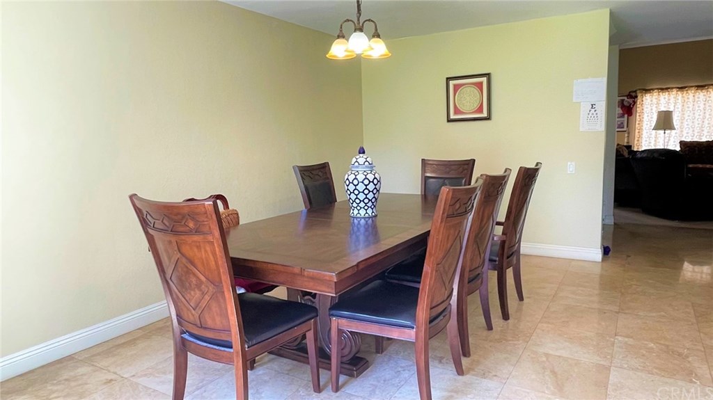 26606 La Roda Mission Viejo, CA 92691 - Photo 14 of 42