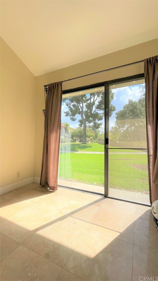 26606 La Roda Mission Viejo, CA 92691 - Photo 3 of 42