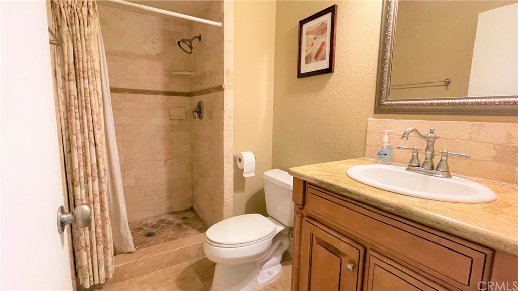 26606 La Roda Mission Viejo, CA 92691 - Photo 21 of 42