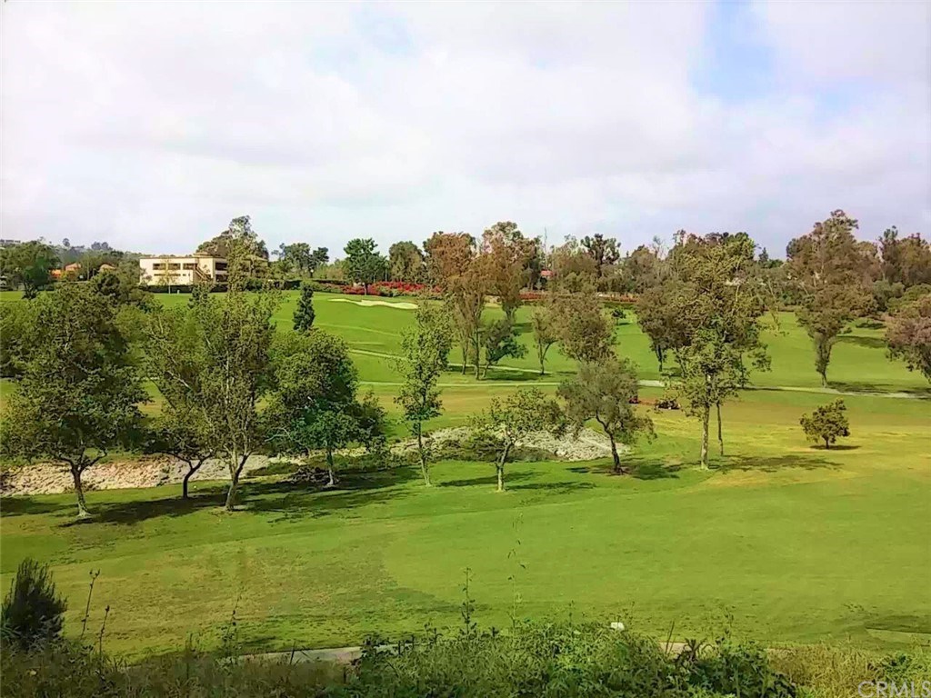 26606 La Roda Mission Viejo, CA 92691 - Photo 37 of 42