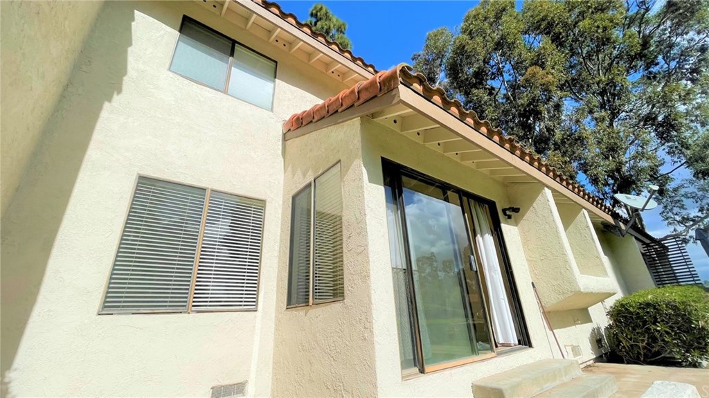 26606 La Roda Mission Viejo, CA 92691 - Photo 9 of 42